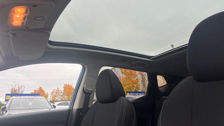 Nissan Qashqai 1.3 DiG-T 160 N-Connecta 5dr DCT Petrol Hatchback